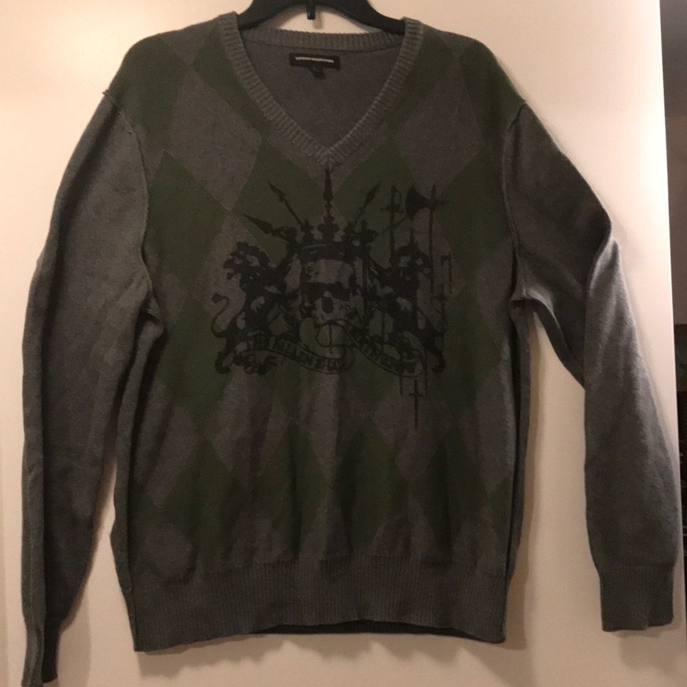 Express Design Studio men’s v neck design sweater